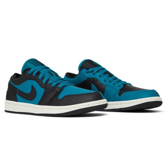 Nike Shoes - Women Jordan 1 SE low Bright Bruce size 9.5